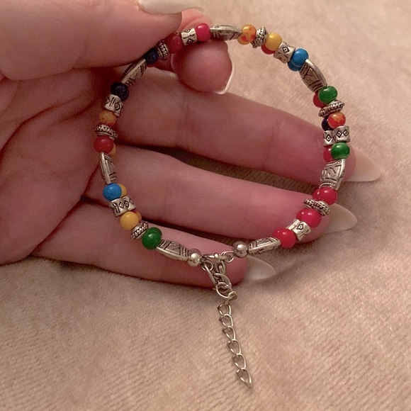 ✅Vintage Silver-tone Rainbow  Cameo Concho Red Blue Yellow Beaded Bracelet - Picture 3 of 5